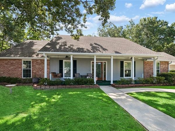 565 BARBARA Place , Mandeville, LA 70448