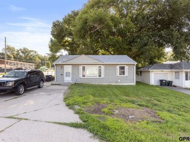 4333 N 55 Street, Omaha, NE 68104