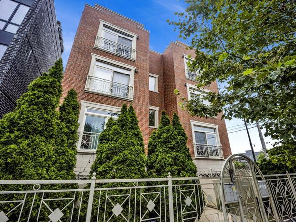 1615 N Campbell Avenue, Unit 1S, Chicago, IL 60647