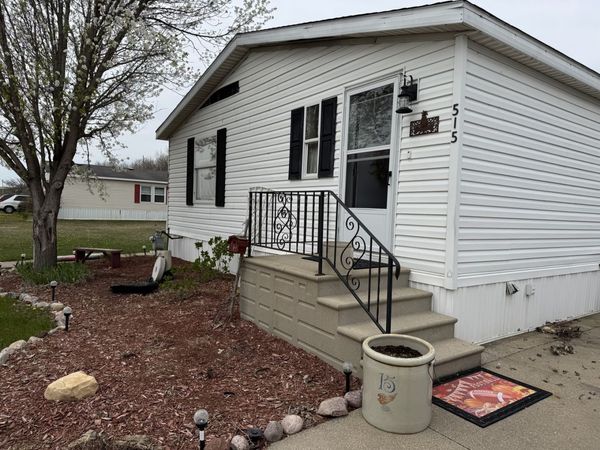 515 Michael Lane , Chenoa, IL 61726