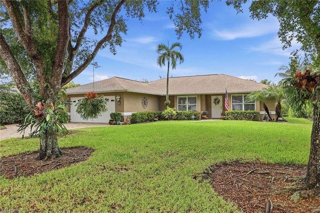 1073 N Alhambra Cir, Naples, FL 34103 Photo
