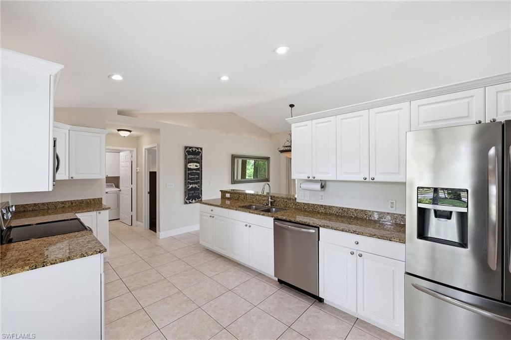 1073 N Alhambra Cir, Naples, FL 34103 Photo