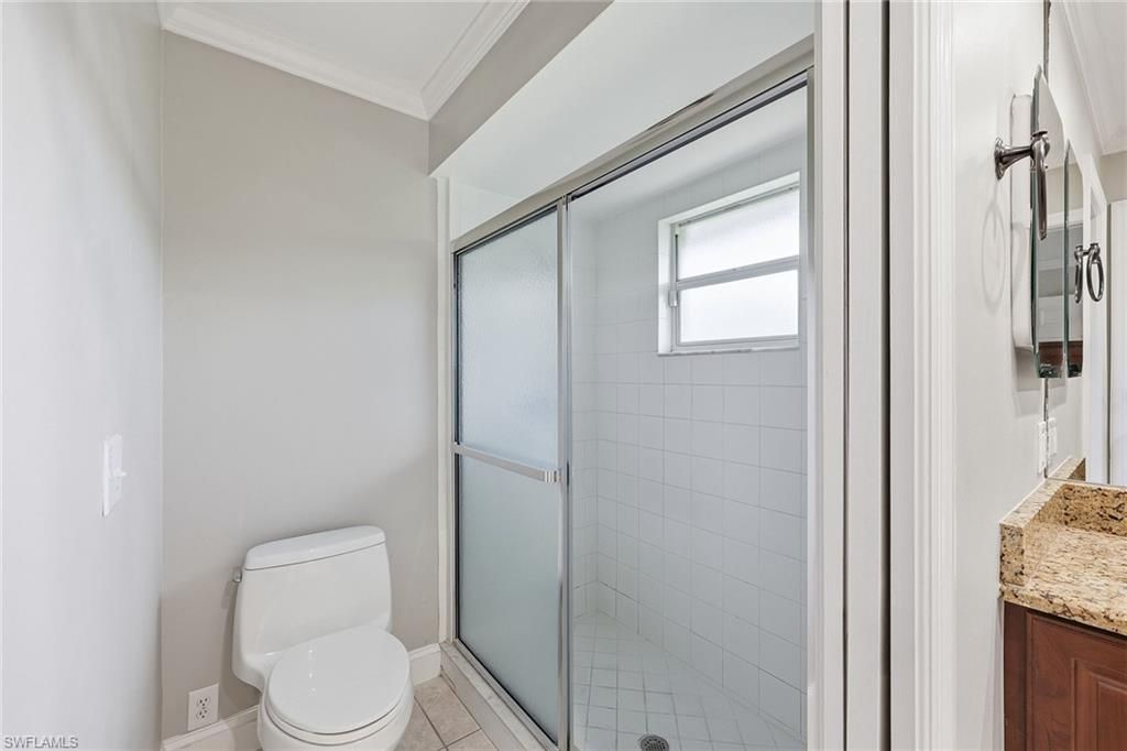 1073 N Alhambra Cir, Naples, FL 34103 Photo
