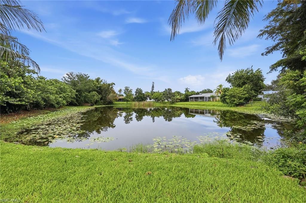 1073 N Alhambra Cir, Naples, FL 34103 Photo