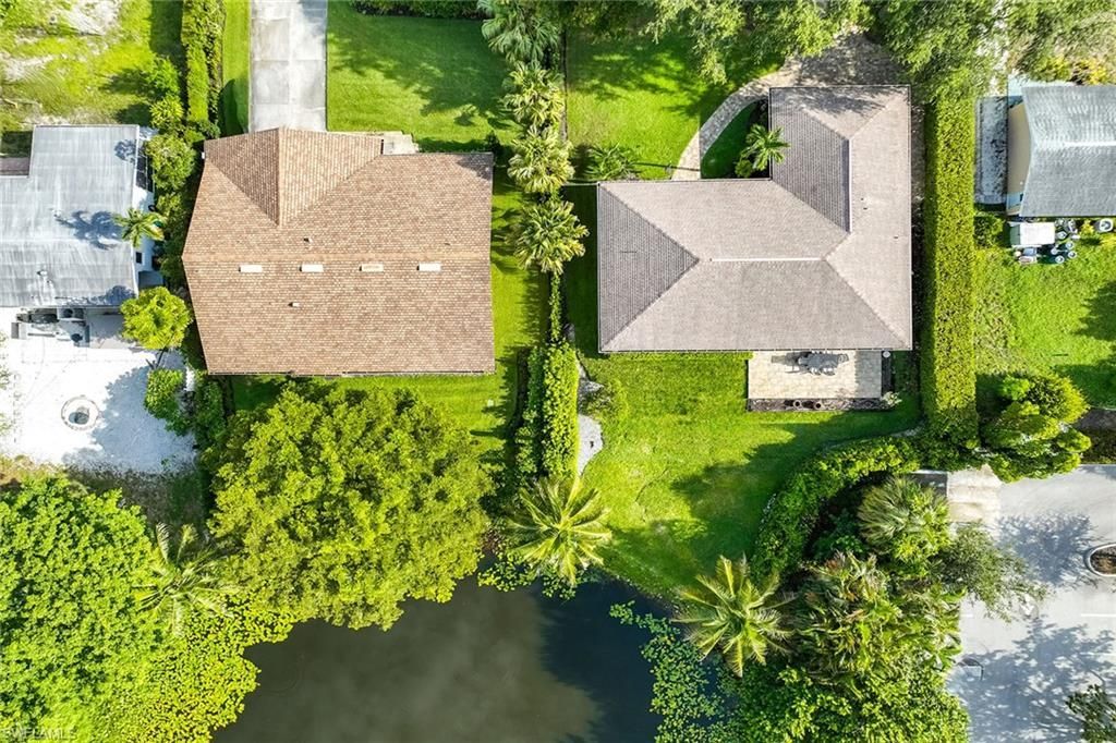 1073 N Alhambra Cir, Naples, FL 34103 Photo