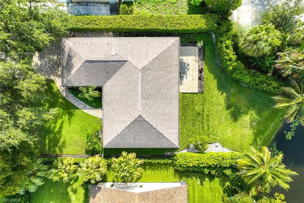 1073 N Alhambra Cir, Naples, FL 34103 Photo