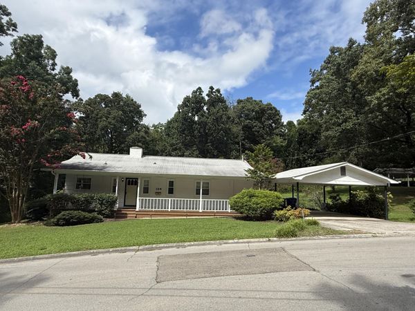 104 Pleasant Road , Oak Ridge, TN 37830
