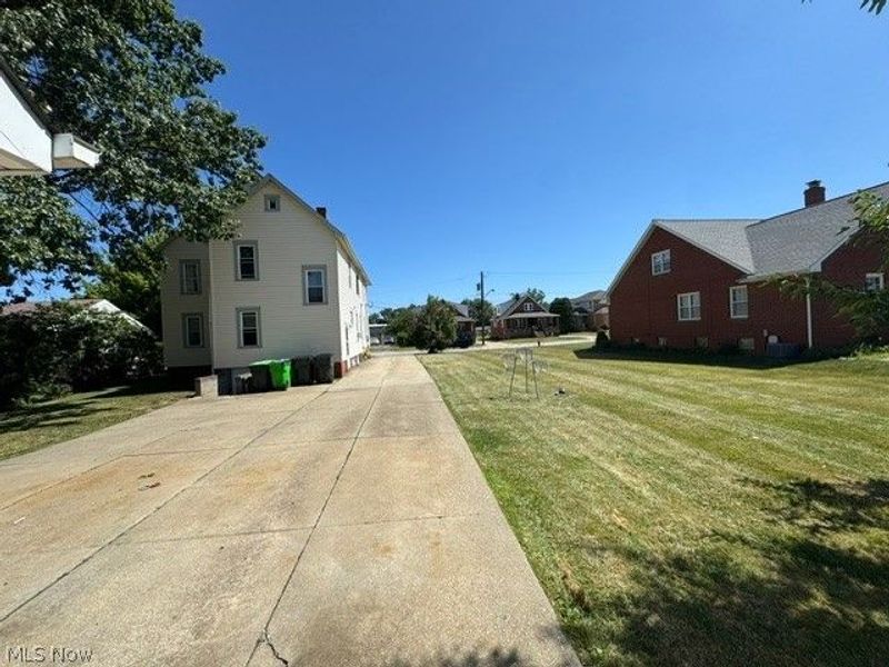 1370 Bellview Street, Wickliffe, OH 44092 Photo 3