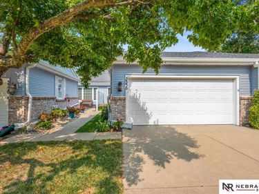 5330 Thies Cove Drive, Lincoln, NE 68516