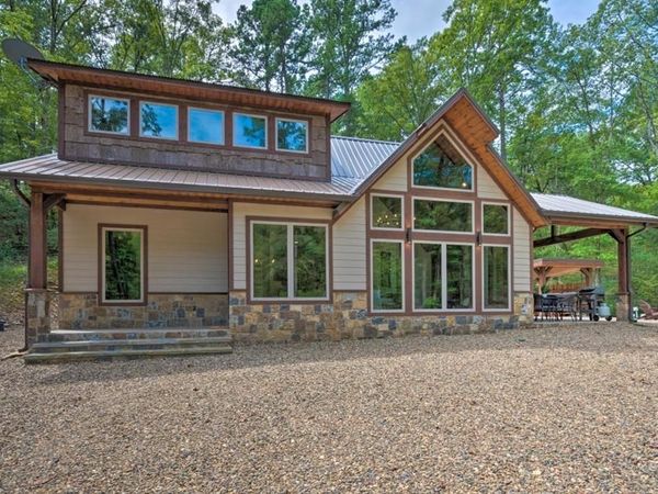 367 Split Creek Lane, Broken Bow, OK 74728