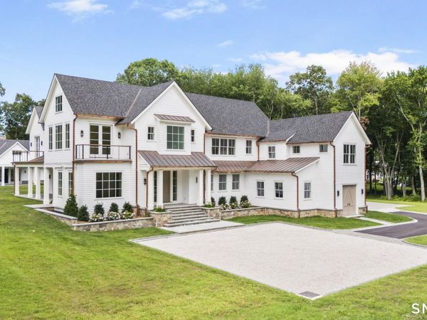 48 Old Farm, Wilton, CT 06897