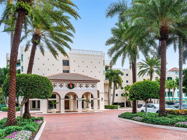 100 SE 5th Avenue, Unit 110, Boca Raton, FL 33432