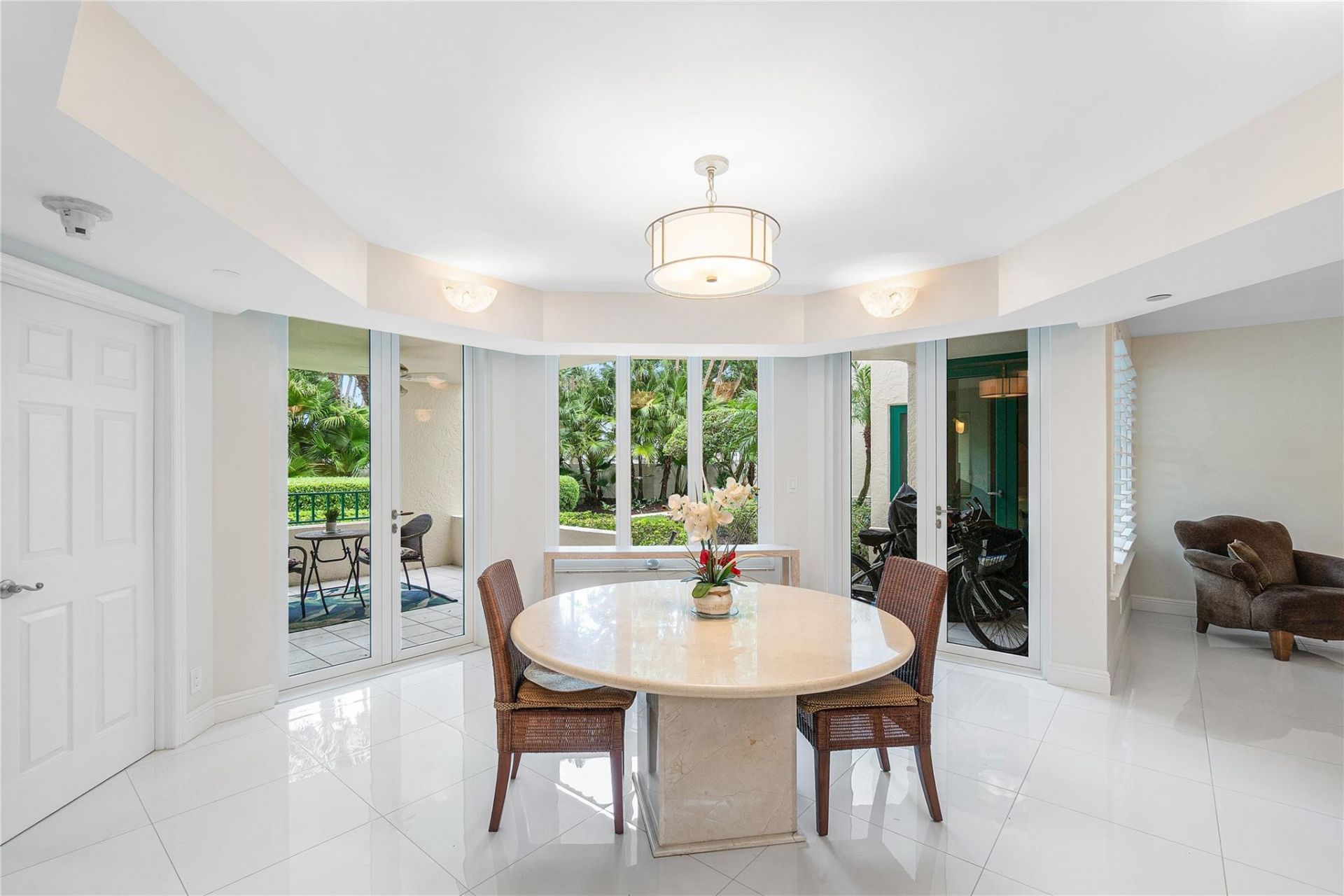 100 SE 5th Avenue, Unit 110, Boca Raton, FL 33432 Photo