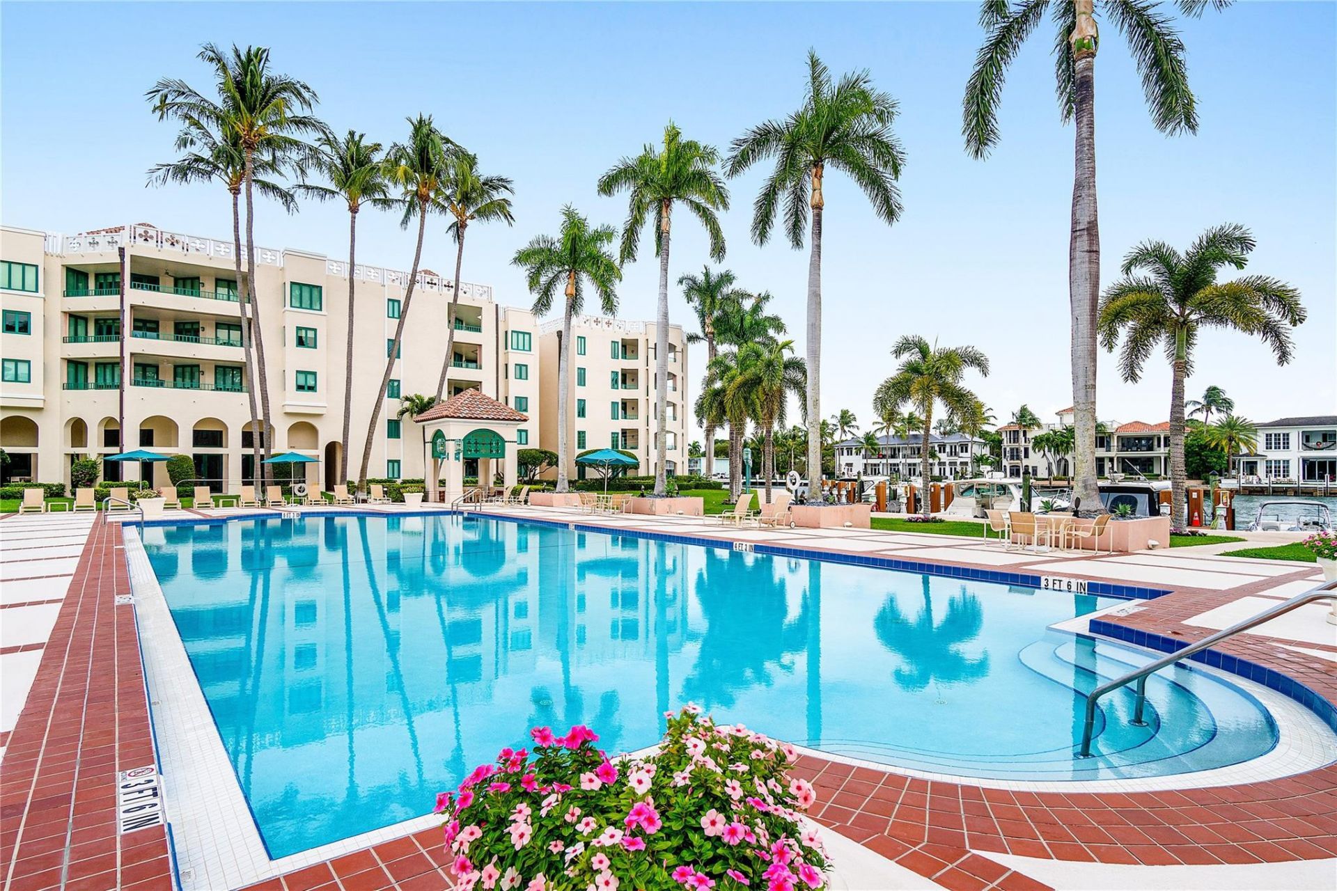 100 SE 5th Avenue, Unit 110, Boca Raton, FL 33432 Photo