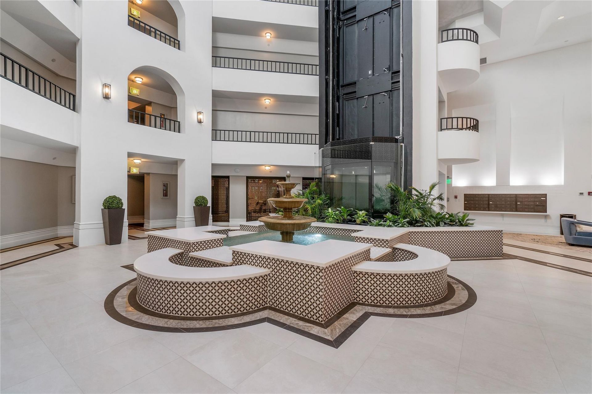100 SE 5th Avenue, Unit 110, Boca Raton, FL 33432 Photo