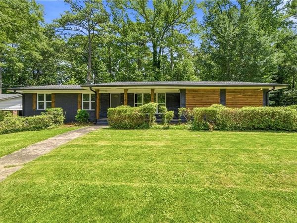 2682 Westchester Drive , East Point, GA 30344
