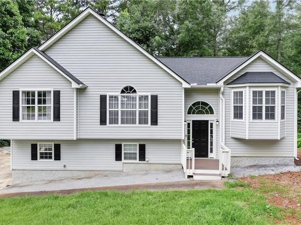 88 Paradise Trail , Douglasville, GA 30134
