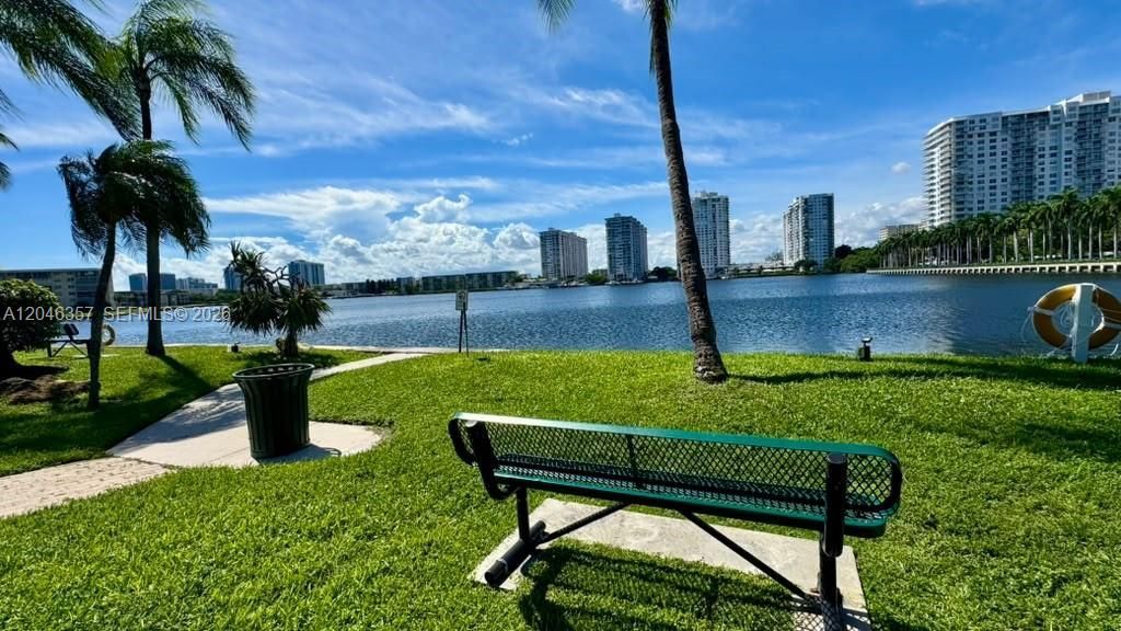 18151 NE 31st Ct, Unit 1704, Aventura, FL 33160 Photo
