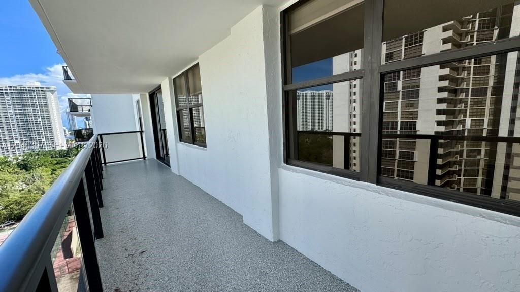 18151 NE 31st Ct, Unit 1704, Aventura, FL 33160 Photo