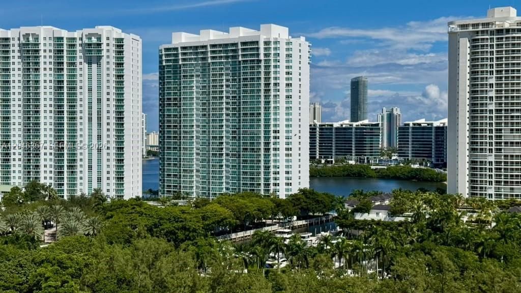 18151 NE 31st Ct, Unit 1704, Aventura, FL 33160 Photo