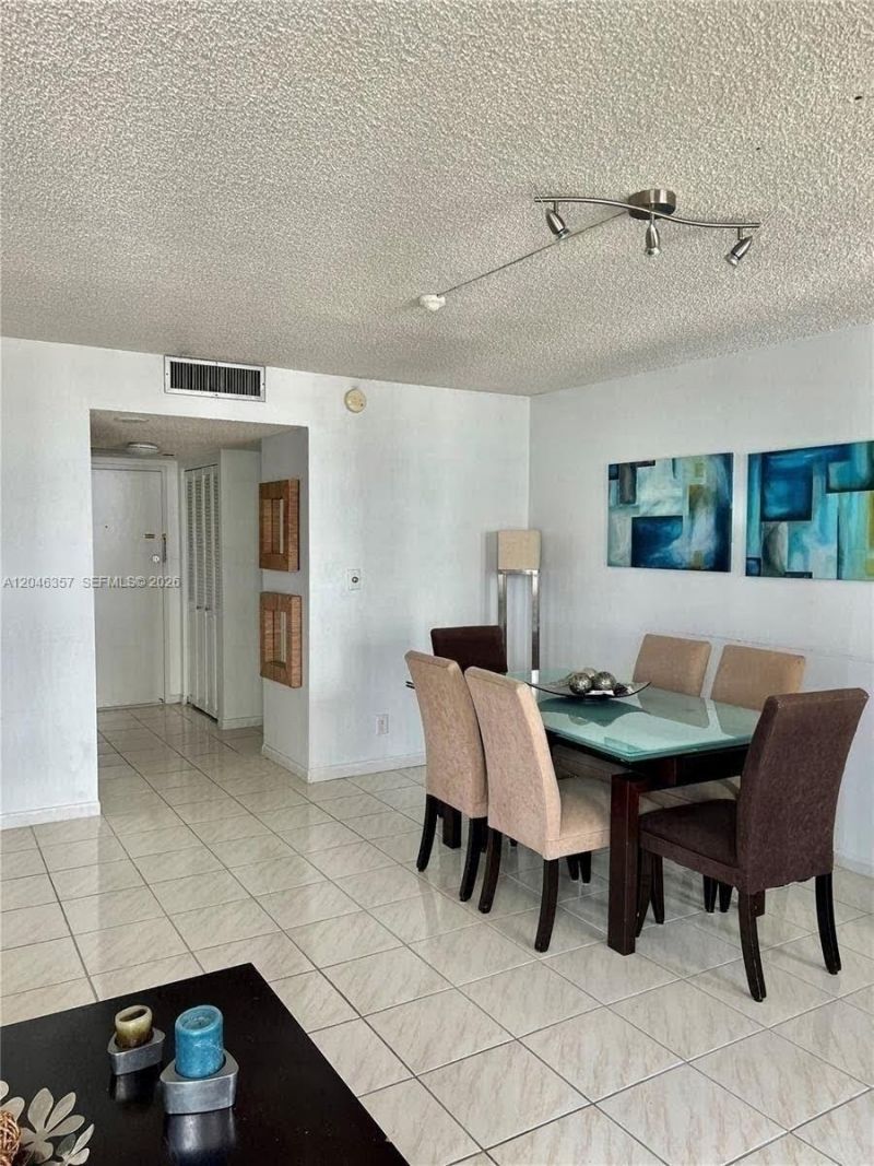 18151 NE 31st Ct, Unit 1704, Aventura, FL 33160 Photo