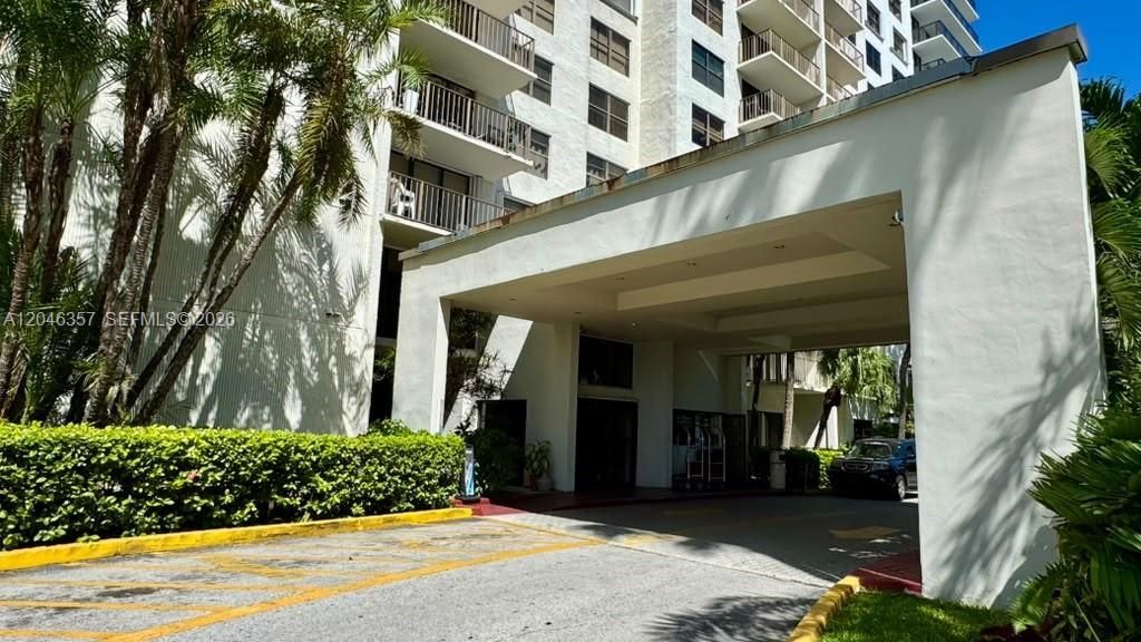 18151 NE 31st Ct, Unit 1704, Aventura, FL 33160 Photo