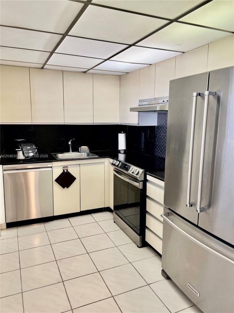 18151 NE 31st Ct, Unit 1704, Aventura, FL 33160 Photo