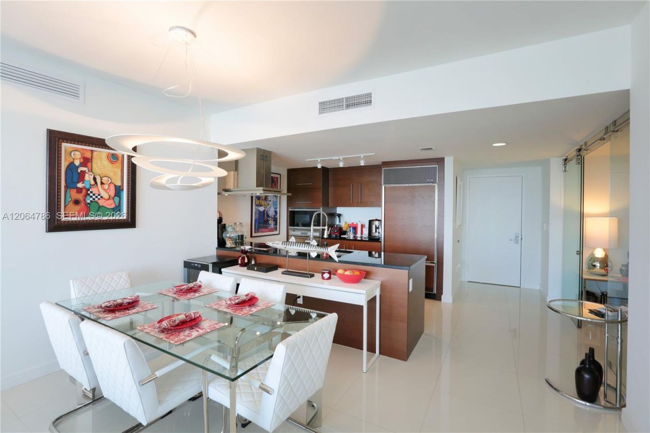 495 Brickell Ave , Unit 4703, Miami, FL 33131 Photo