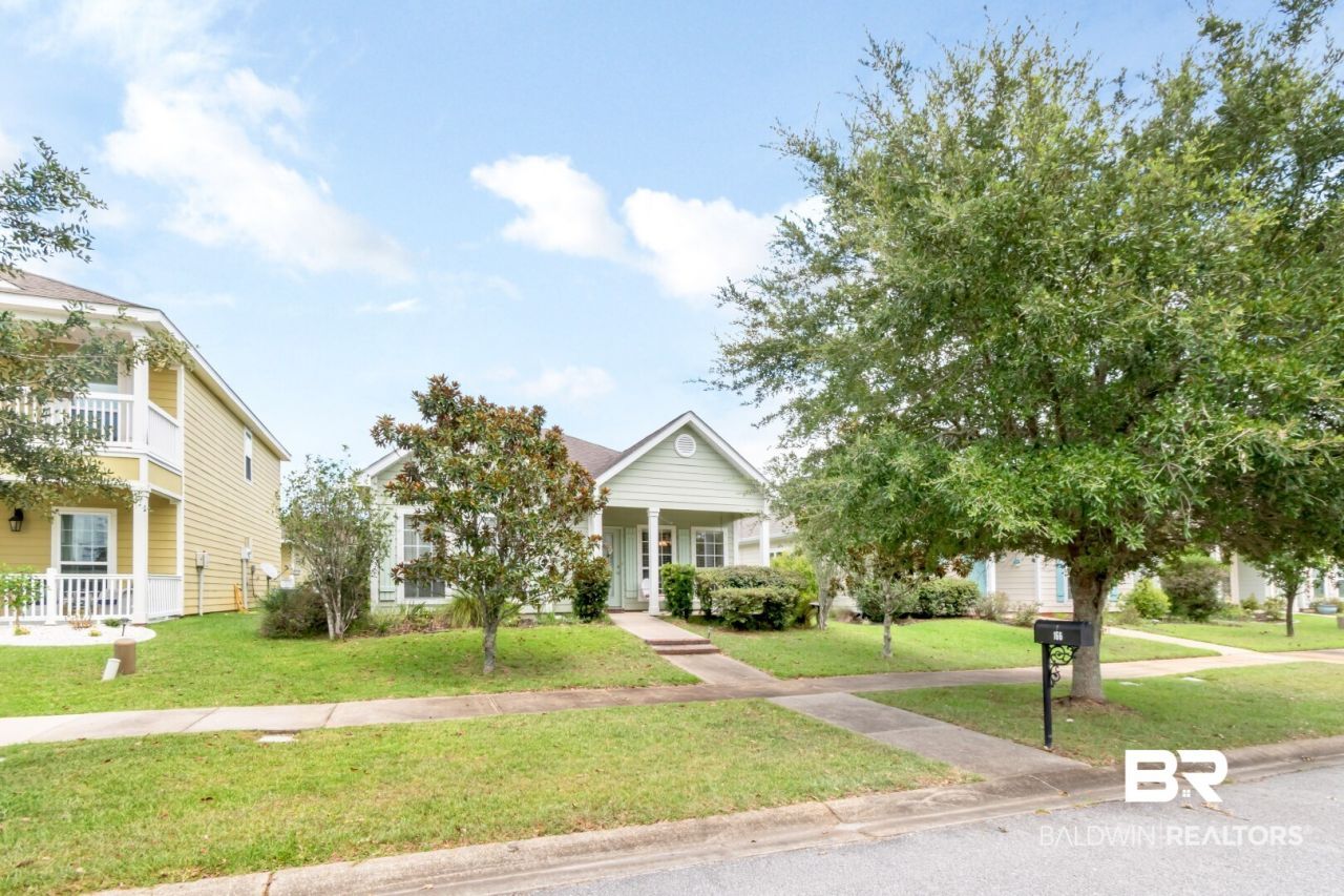 166 Athene St, Fairhope, AL 36532 Main Photo