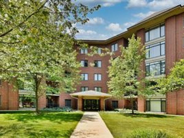 865 E 22nd Street , Unit 124, Lombard, IL 60148