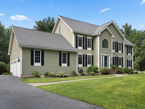 24 Shephard Road, Pelham, NH 03076