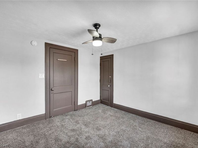 4881 107th Street, Garfield Heights, OH 44125 Photo 36
