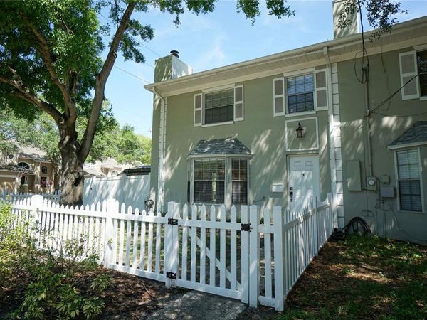 3323 W SWANN AVENUE , TAMPA, FL 33609