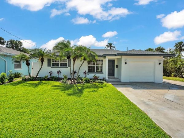 965 BRUCE AVENUE , CLEARWATER BEACH, FL 33767