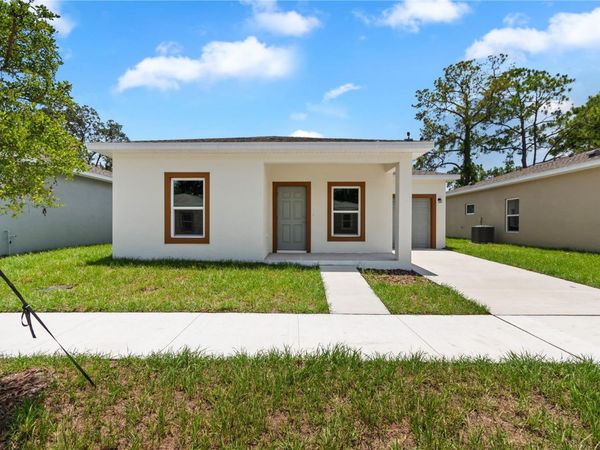 5017 FINDERS COURT , TAMPA, FL 33617