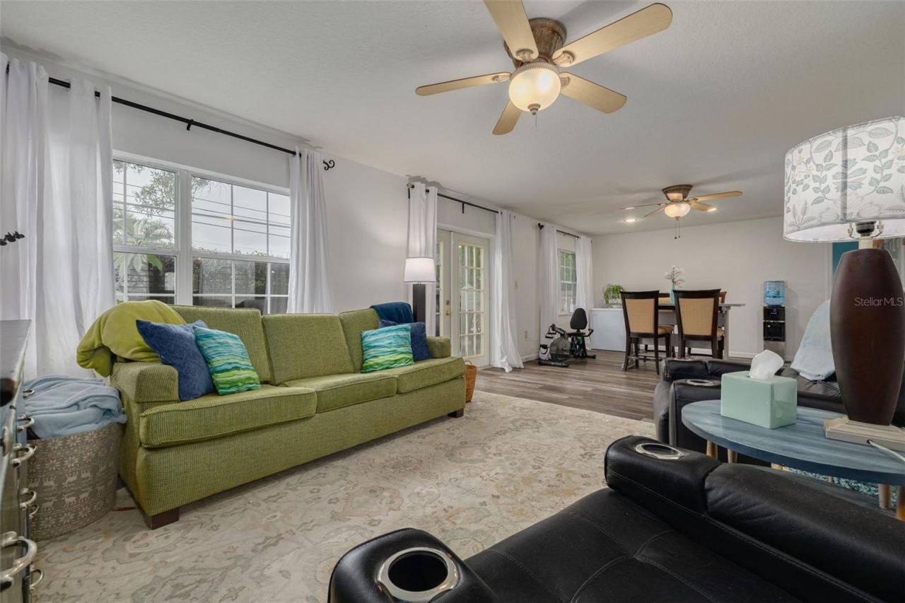 4200 29th Avenue N, Saint Petersburg, FL 33713 Photo