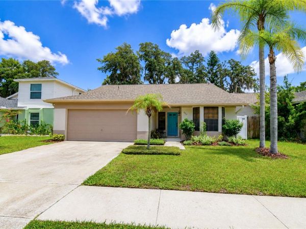 2512 WRENCREST CIRCLE , VALRICO, FL 33596