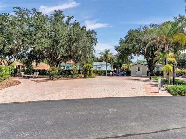 16325 CHERRY TREE COURT, CLERMONT, FL 34714