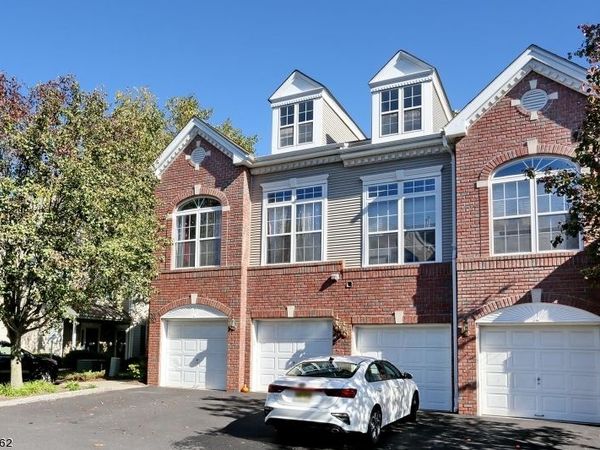 261 Riverwalk Way, Clifton, NJ 07014