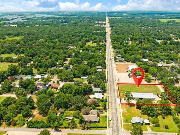 2750 Bonham Street, Paris, TX 75460