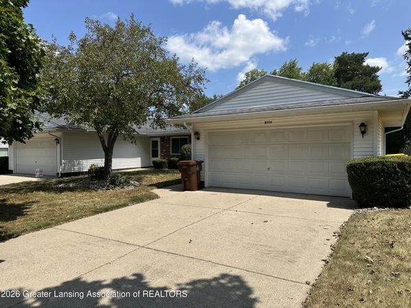 803 Randy Lane, St. Johns, MI 48879