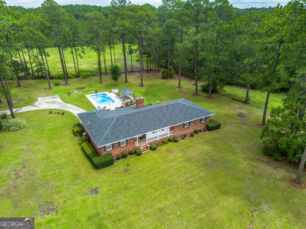 5486 Bowen Road, Blackshear, GA 31516
