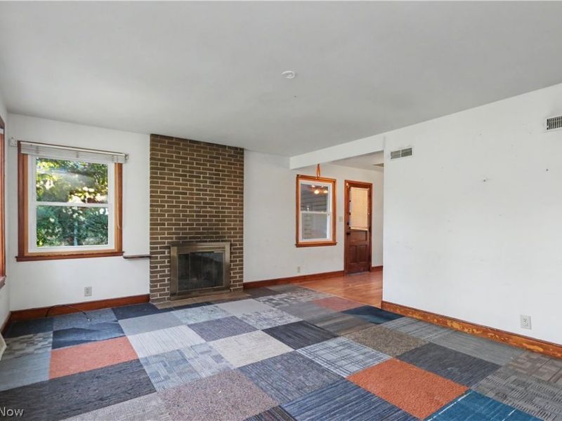 683 Sunset Boulevard, Mansfield, OH 44907 Photo 3