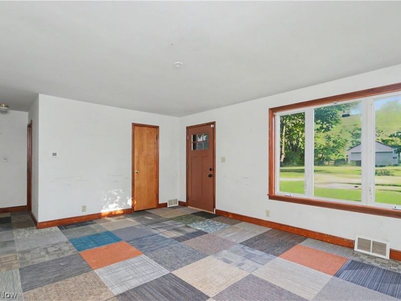 683 Sunset Boulevard, Mansfield, OH 44907 Photo 4