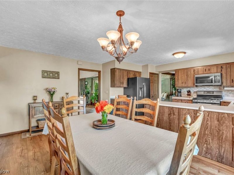 7791 Edgewood Lane, Seven Hills, OH 44131 Photo 16