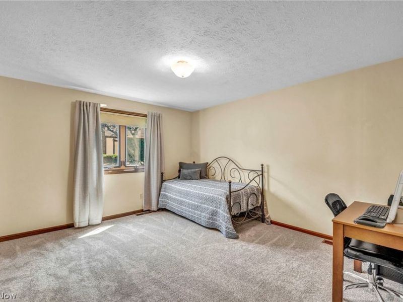 7791 Edgewood Lane, Seven Hills, OH 44131 Photo 24