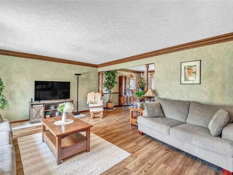 7791 Edgewood Lane, Seven Hills, OH 44131 Photo 7