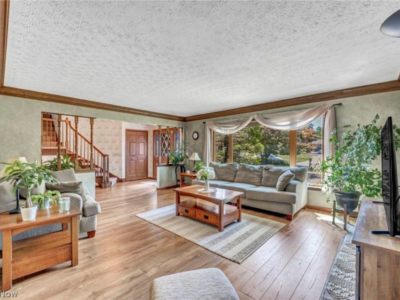 7791 Edgewood Lane, Seven Hills, OH 44131 Photo 9