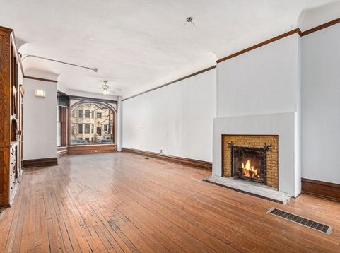 Main Photo