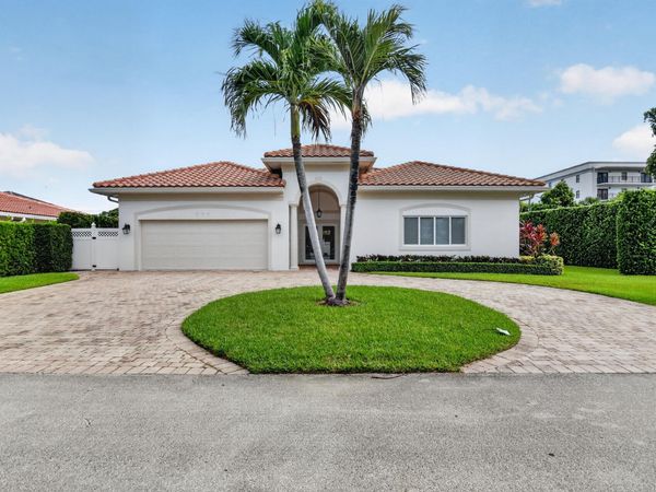 899 Granada Drive, Boca Raton, FL 33432